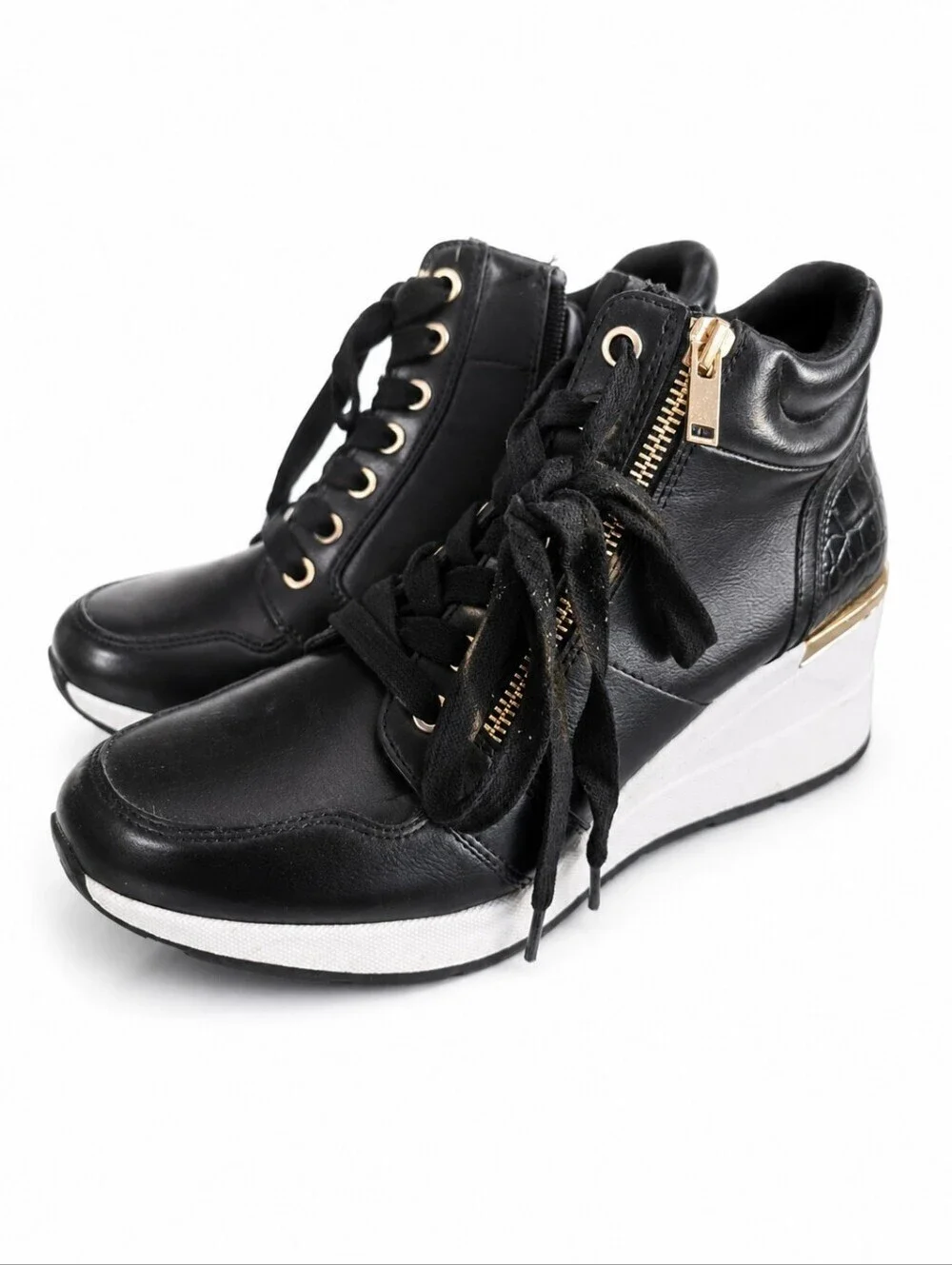 Aldo Size 9 Wedge Sneaker - Black with Gold Accents